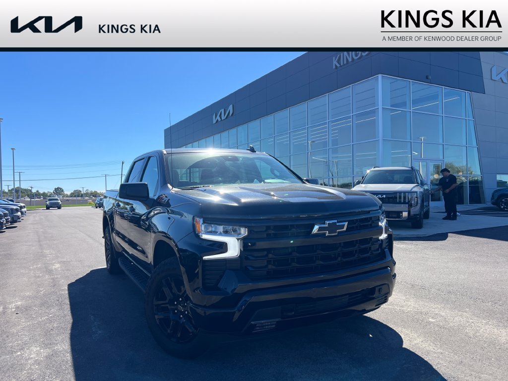 Used 2025 Chevrolet Silverado 1500 RST w/ Convenience Package II AWD/4WD image 1