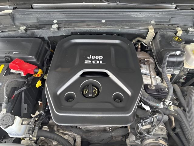 Used 2021 Jeep Wrangler Unlimited Sahara image 31