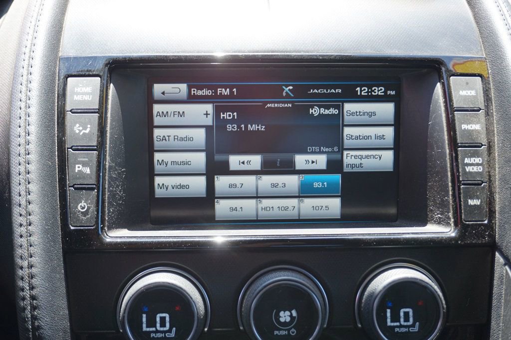 Used 2015 Jaguar F-TYPE S RWD image 31