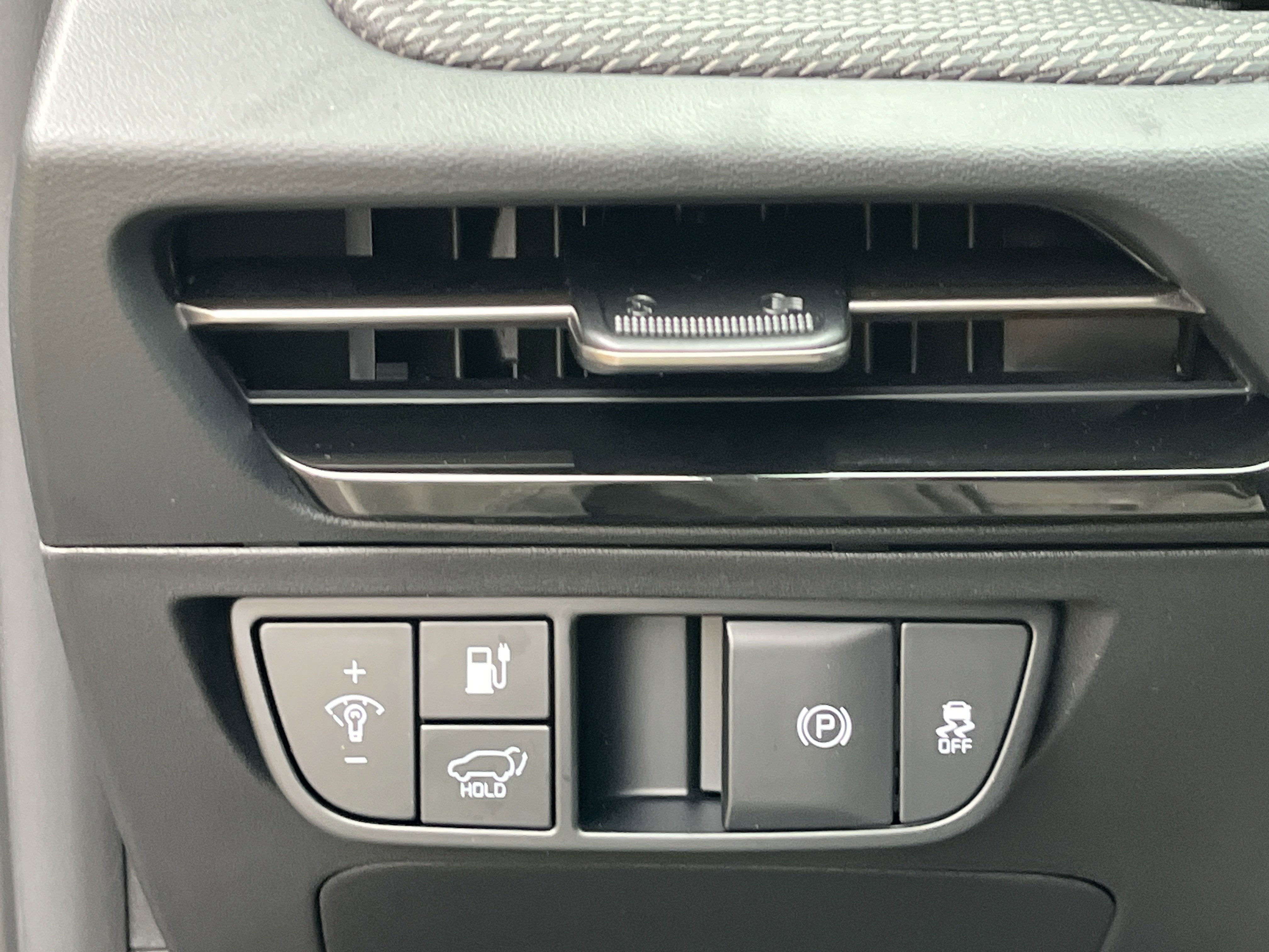 New 2025 Kia EV6 Wind image 18
