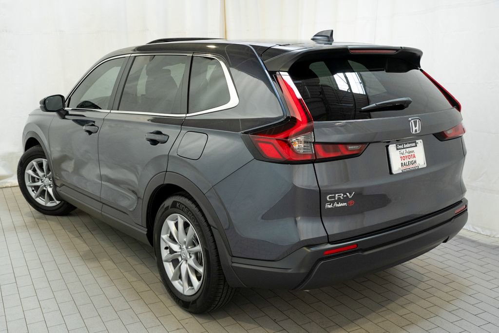 Used 2026 Honda CR-V EX image 3