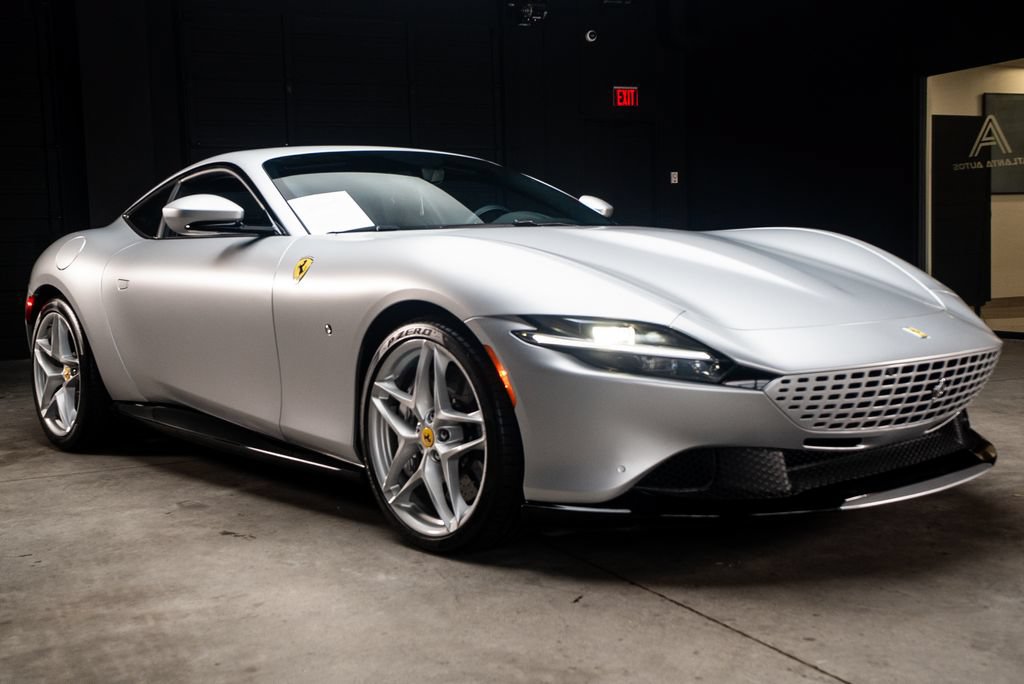 Used 2022 Ferrari Roma RWD image 13