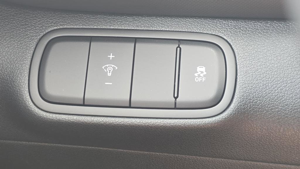New 2026 Hyundai Venue SEL FWD image 26