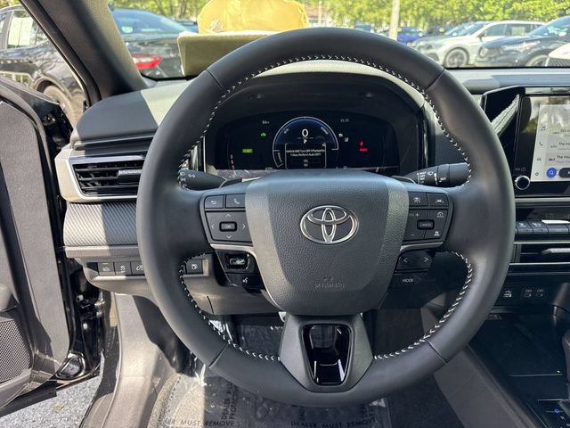 Used 2026 Toyota Camry SE FWD image 14