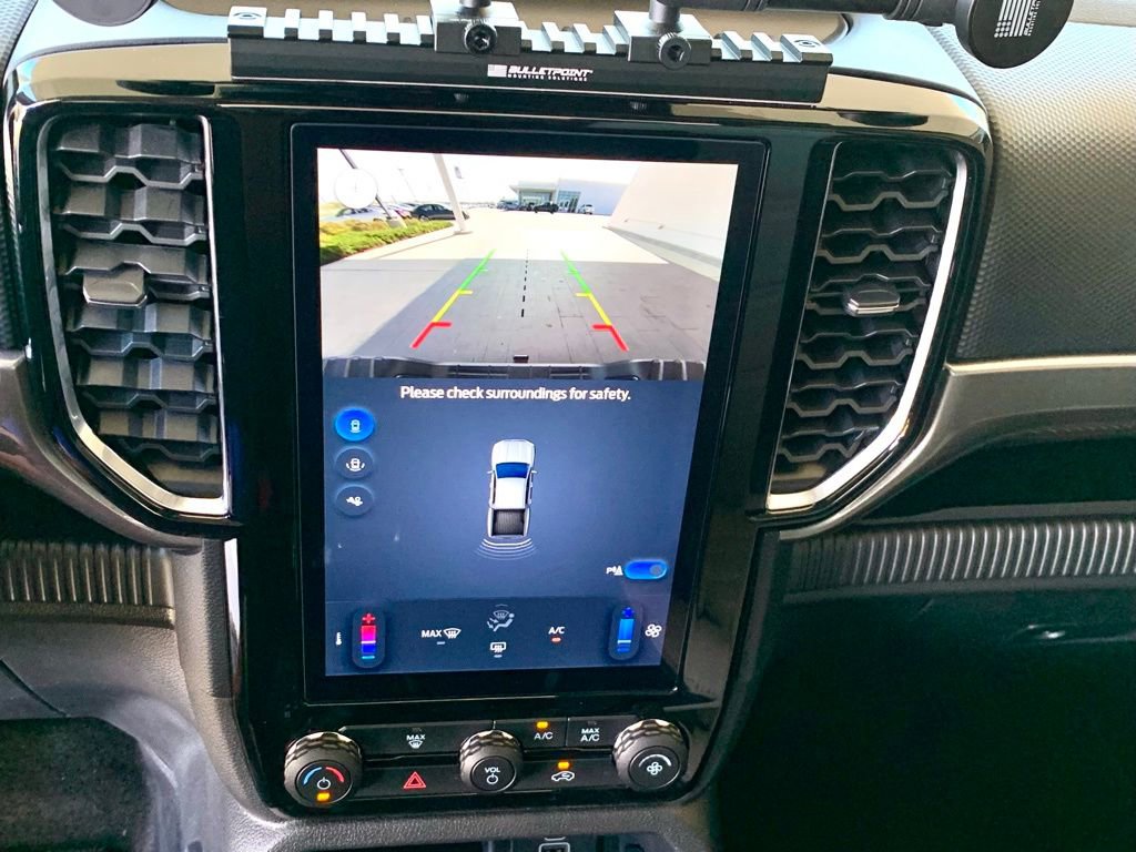 Used 2025 Ford Ranger XLT w/ Trailer Tow Package image 34