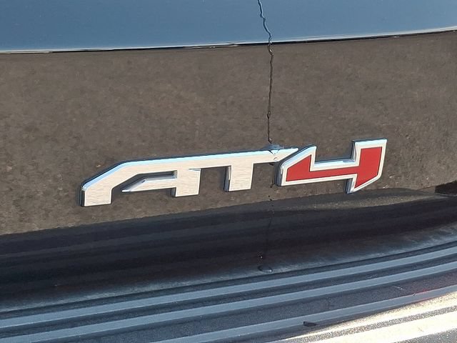 Used 2024 GMC Yukon XL AT4 w/ Technology Package AWD/4WD image 33