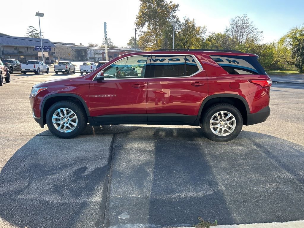 Used 2021 Chevrolet Traverse LT image 6