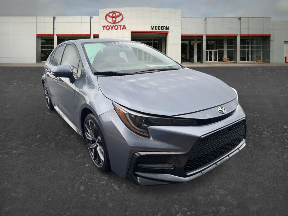 Certified 2022 Toyota Corolla SE FWD image 3