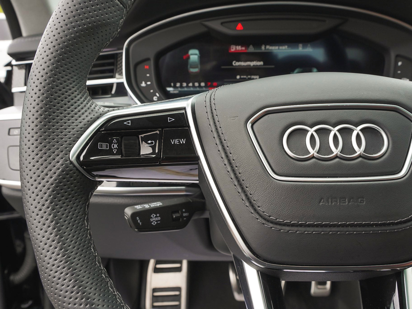 Used 2023 Audi S8 w/ S8 Comfort Plus Package AWD/4WD image 17