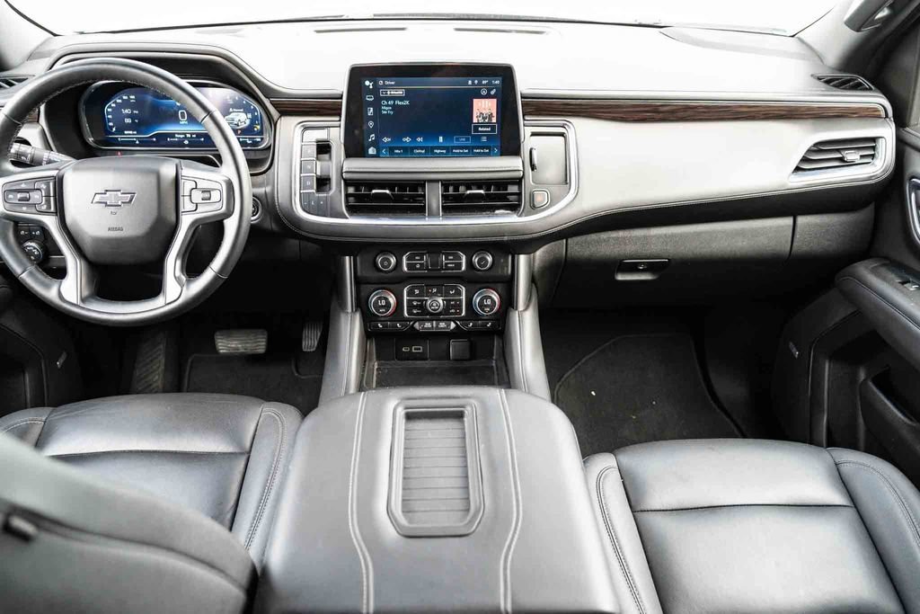 Used 2023 Chevrolet Tahoe Z71 w/ Luxury Package AWD/4WD image 24