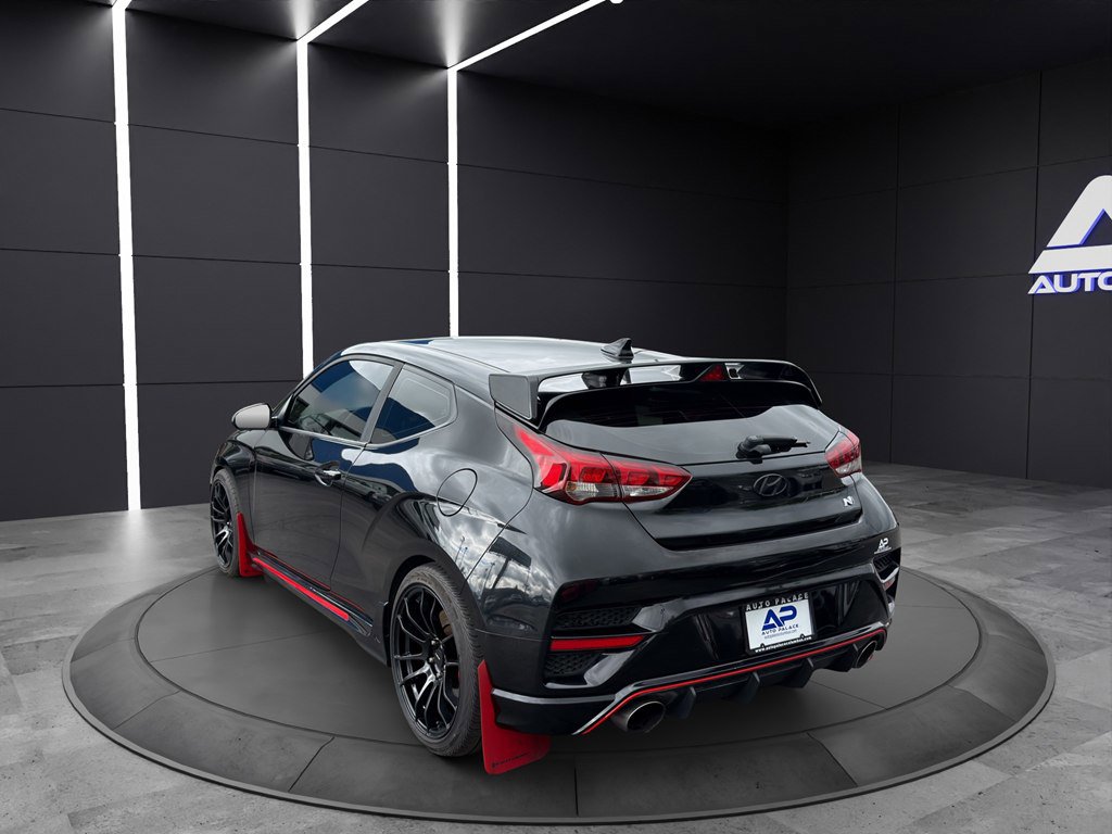 Used 2020 Hyundai Veloster N w/ Performance Package FWD image 4