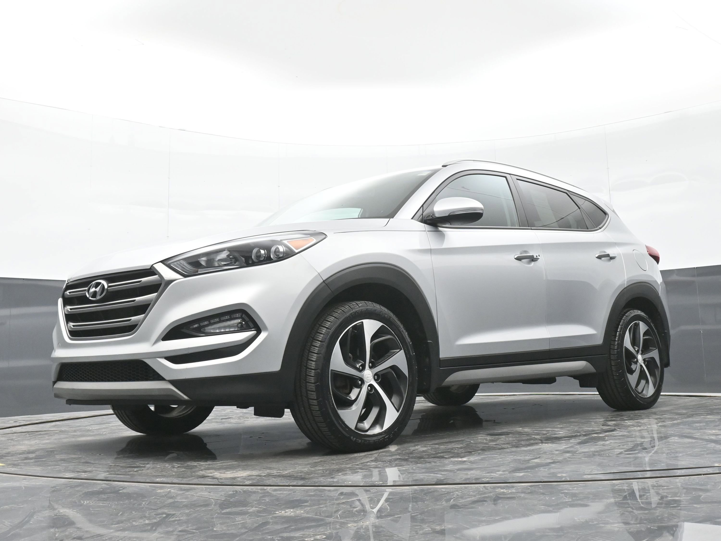 Used 2017 Hyundai Tucson Limited AWD/4WD image 43