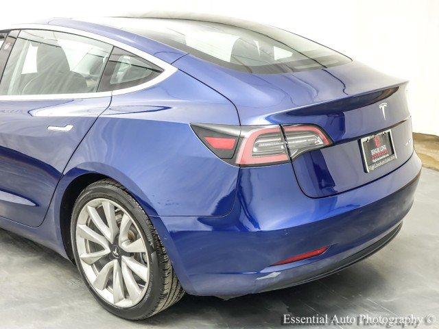 Used 2018 Tesla Model 3 Long Range image 9