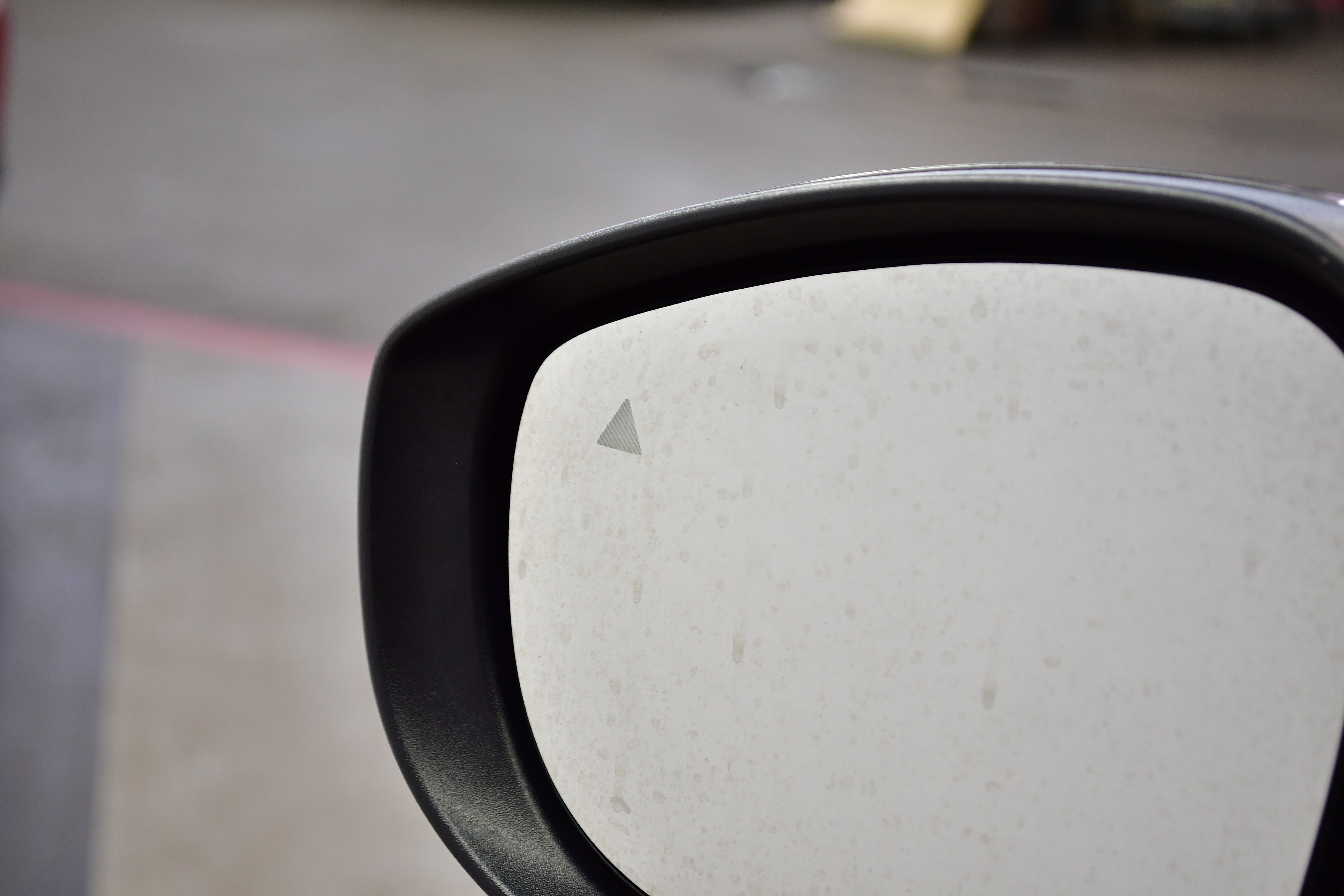 Used 2023 Chrysler Pacifica Touring-L FWD image 17