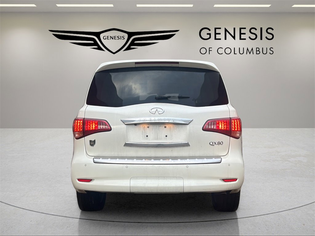 Used 2016 INFINITI QX80 4WD w/ Deluxe Technology Package image 4