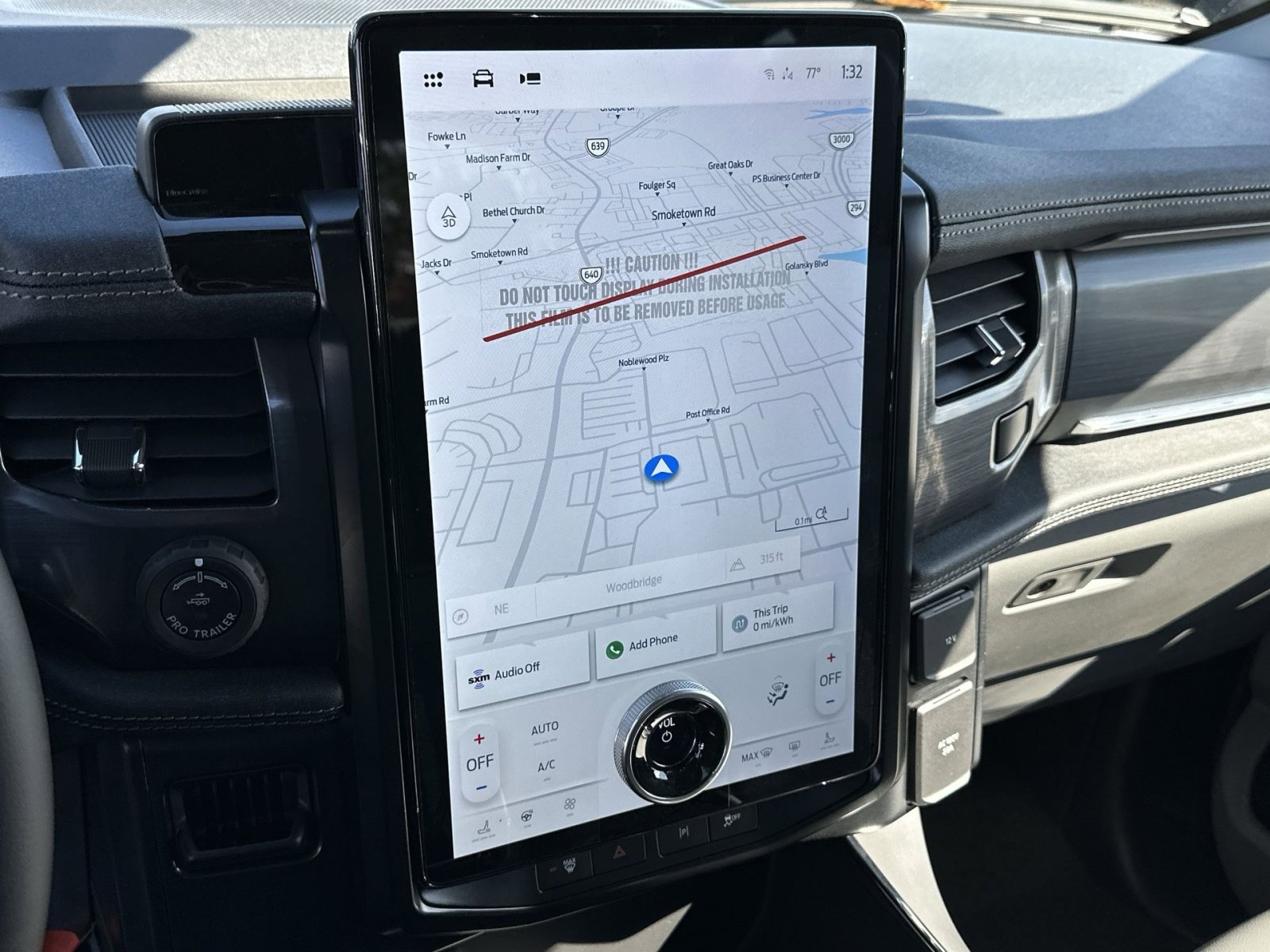 New 2025 Ford F150 Lightning Flash image 25