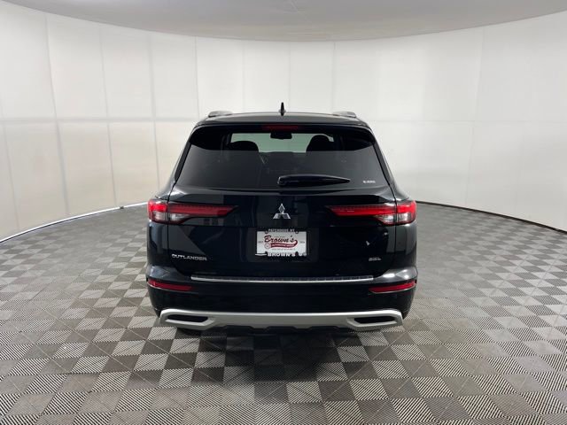 Used 2023 Mitsubishi Outlander SEL image 6