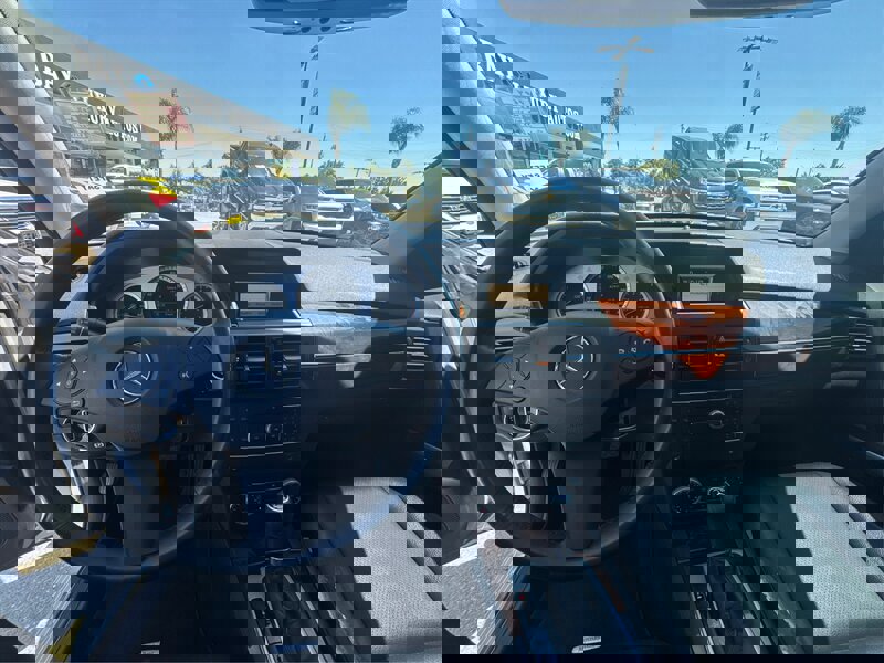 Used 2011 Mercedes-Benz GLK 350 4MATIC image 63