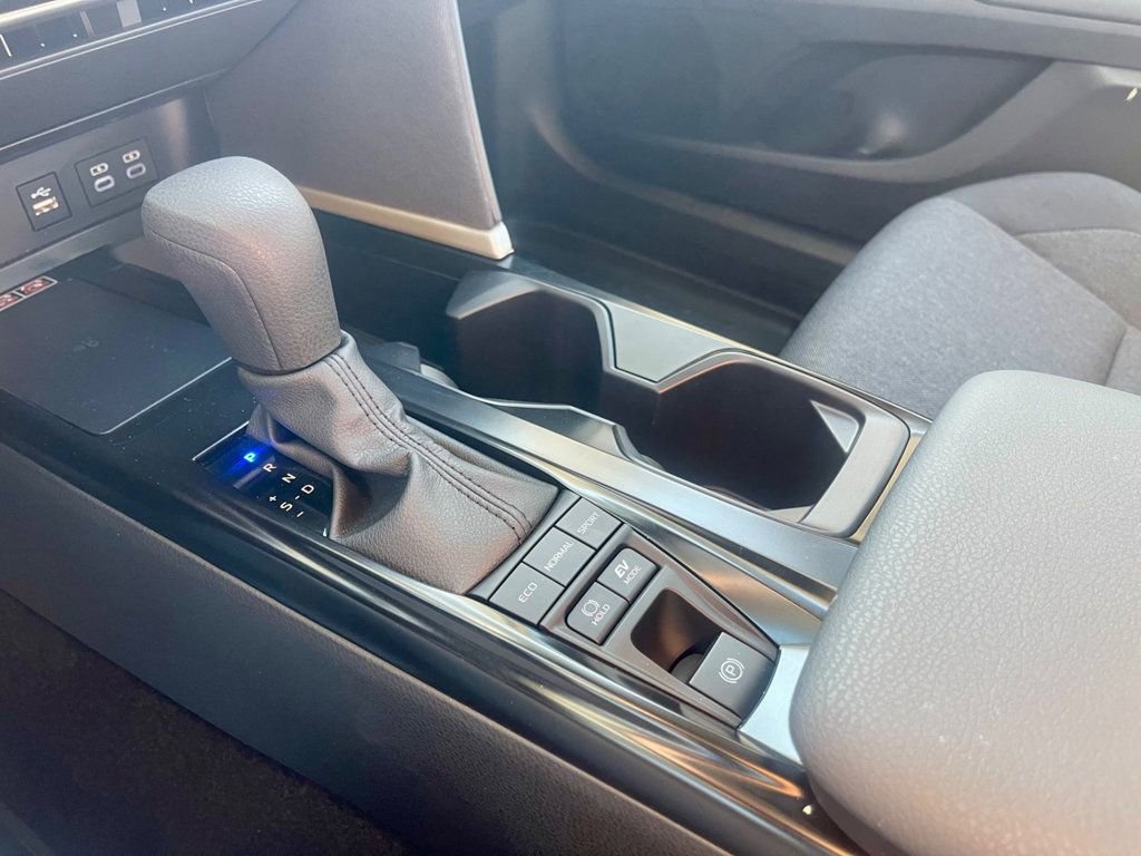 Used 2026 Toyota Camry LE image 14