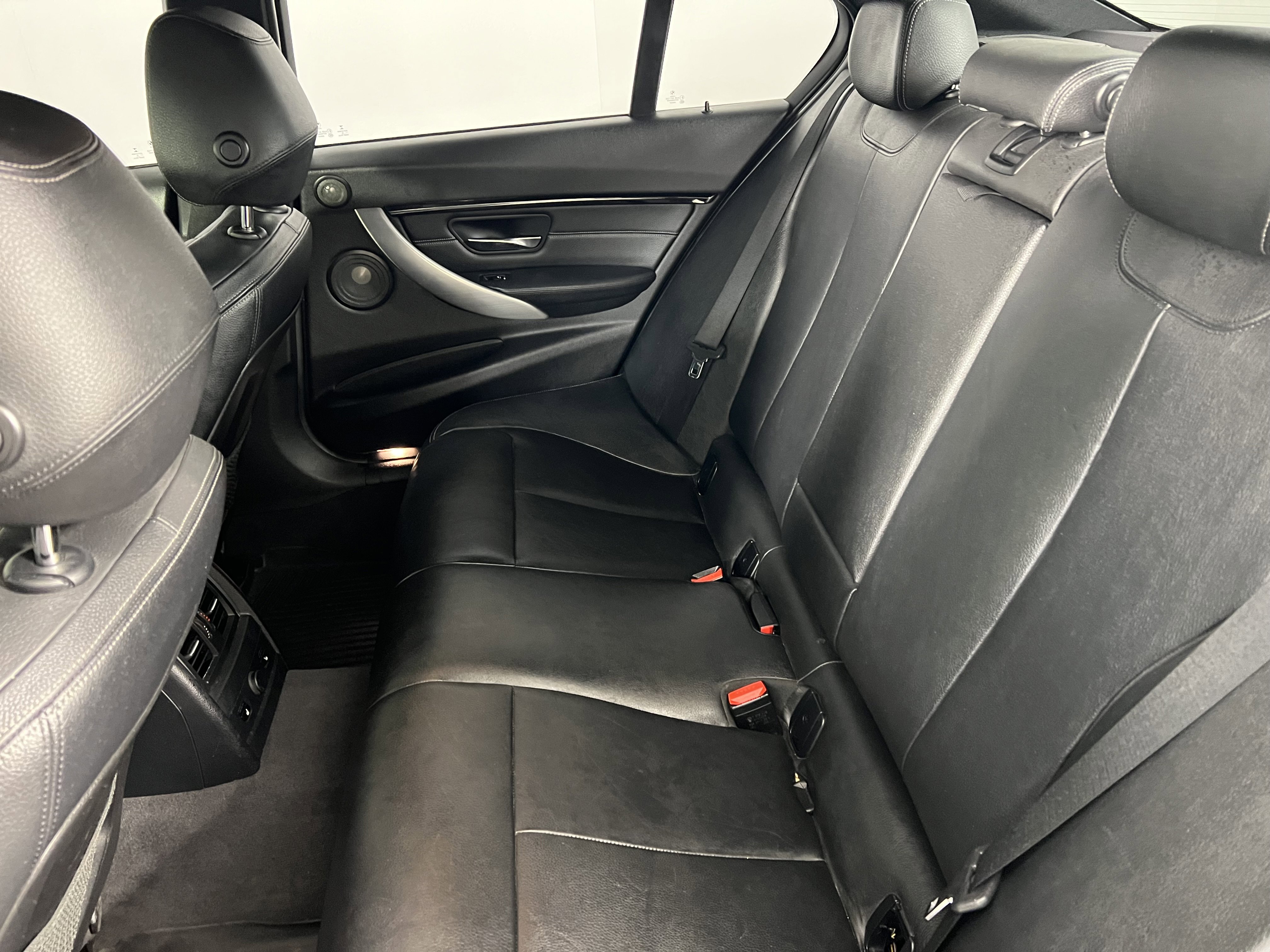 Used 2016 BMW 328i xDrive Sedan image 18