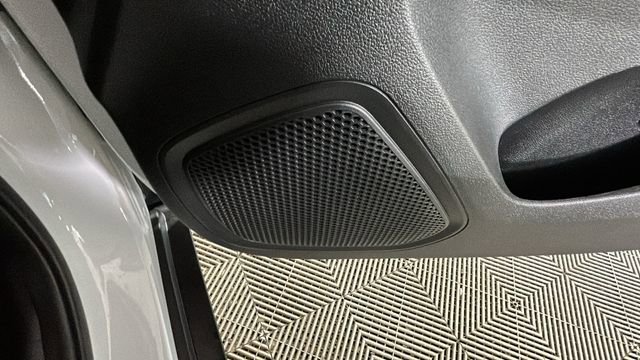Used 2024 Hyundai Venue SE FWD image 31
