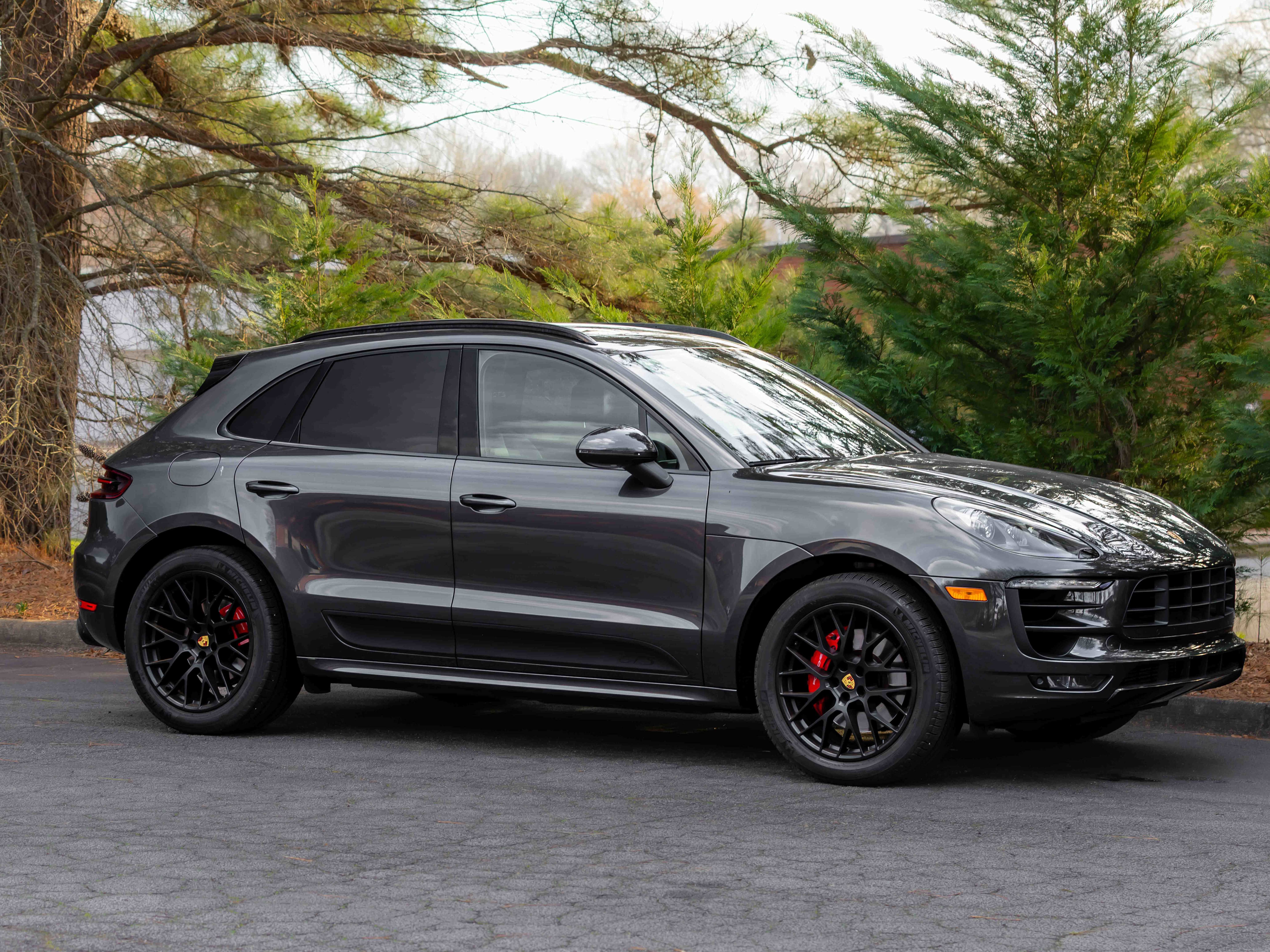 Used 2017 Porsche Macan GTS AWD/4WD image 53