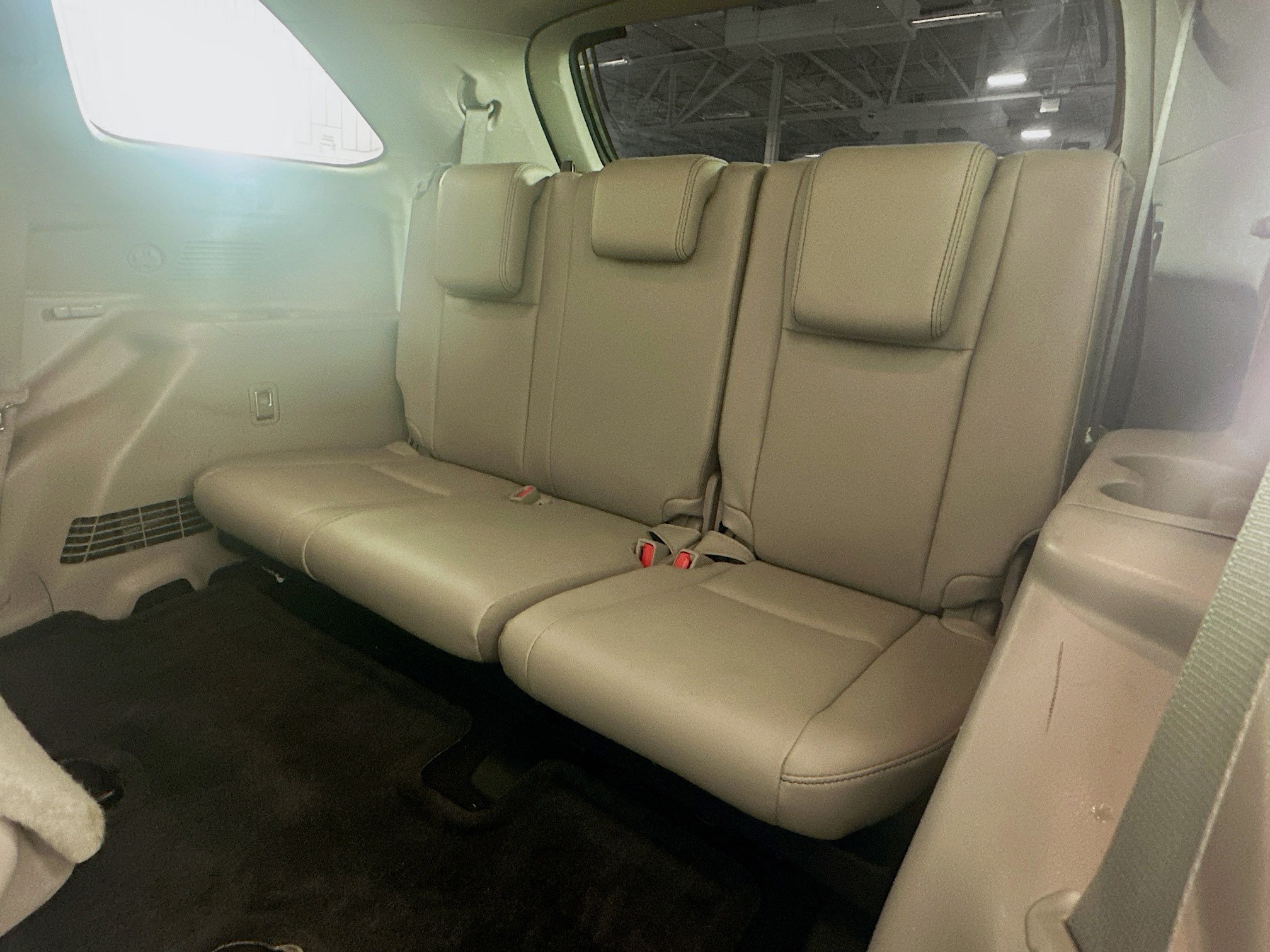 Used 2018 Toyota Highlander XLE FWD image 31