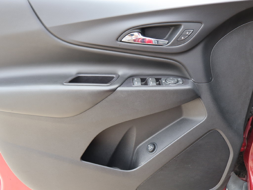 Used 2018 Chevrolet Equinox LT FWD image 20