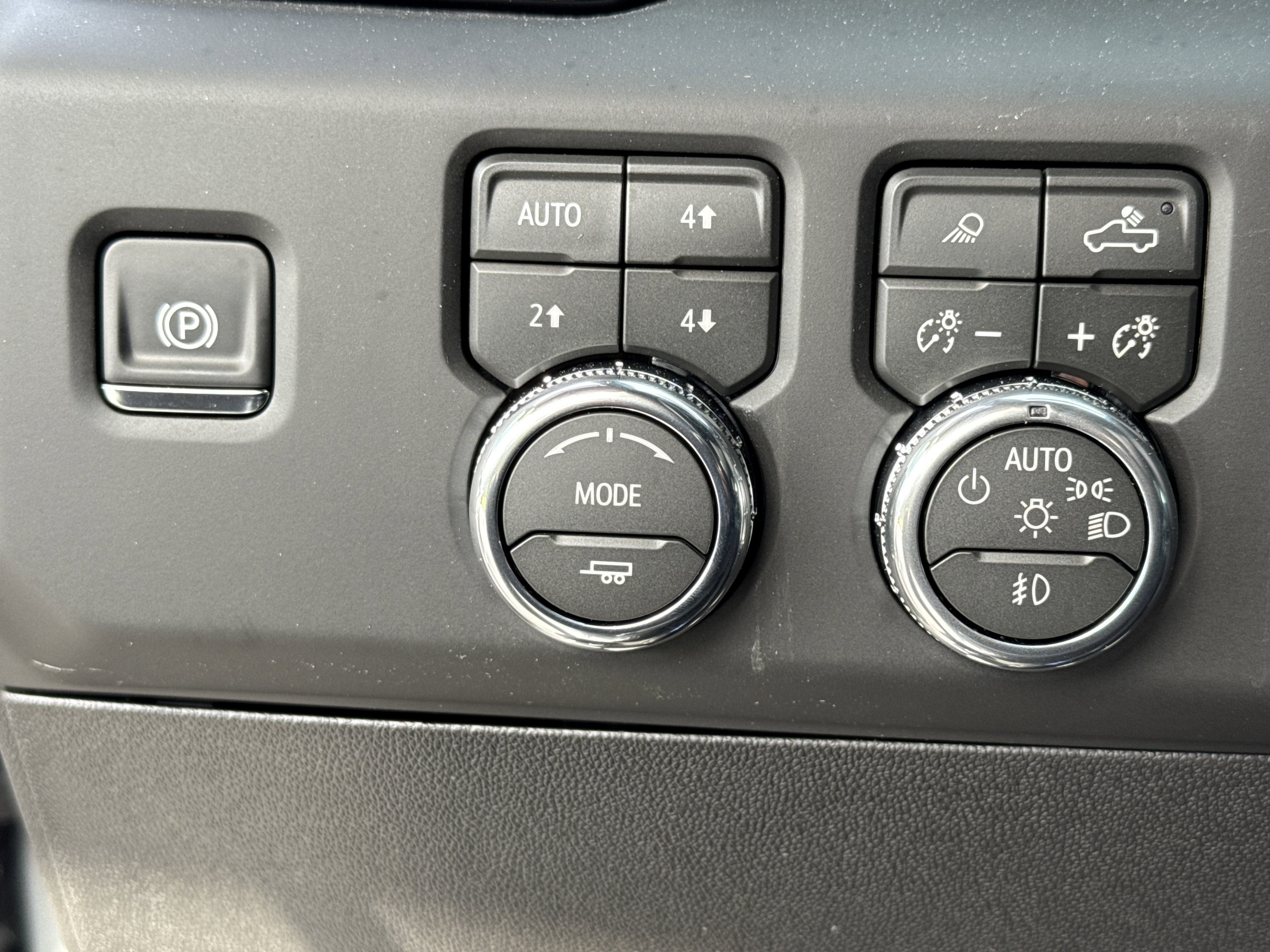 New 2026 GMC Sierra 2500 AT4X AWD/4WD image 18