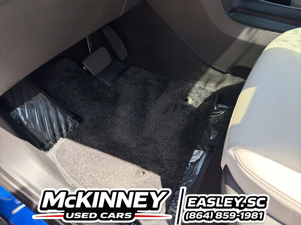 Used 2024 Buick Envision Avenir AWD/4WD image 52
