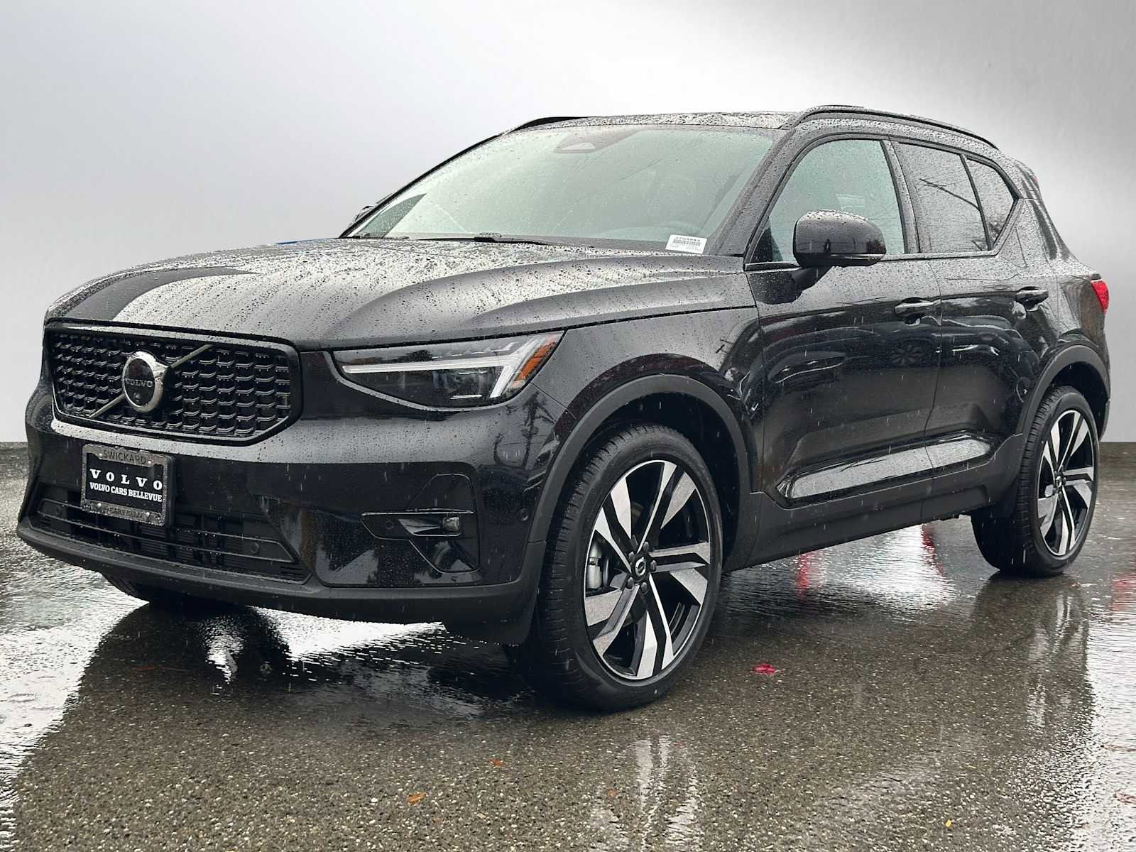 New 2026 Volvo XC40 B5 Ultra w/ Climate Package image 7