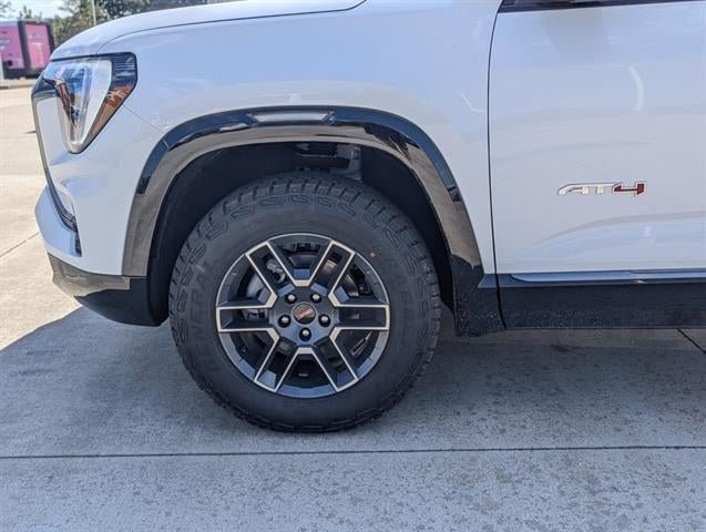 New 2026 GMC Terrain AT4 w/ Technology Package II AWD/4WD image 10