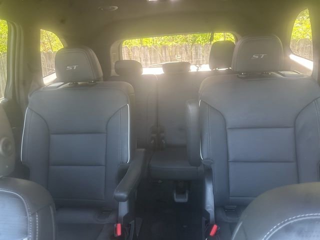 Used 2025 Buick Enclave Sport Touring FWD image 7