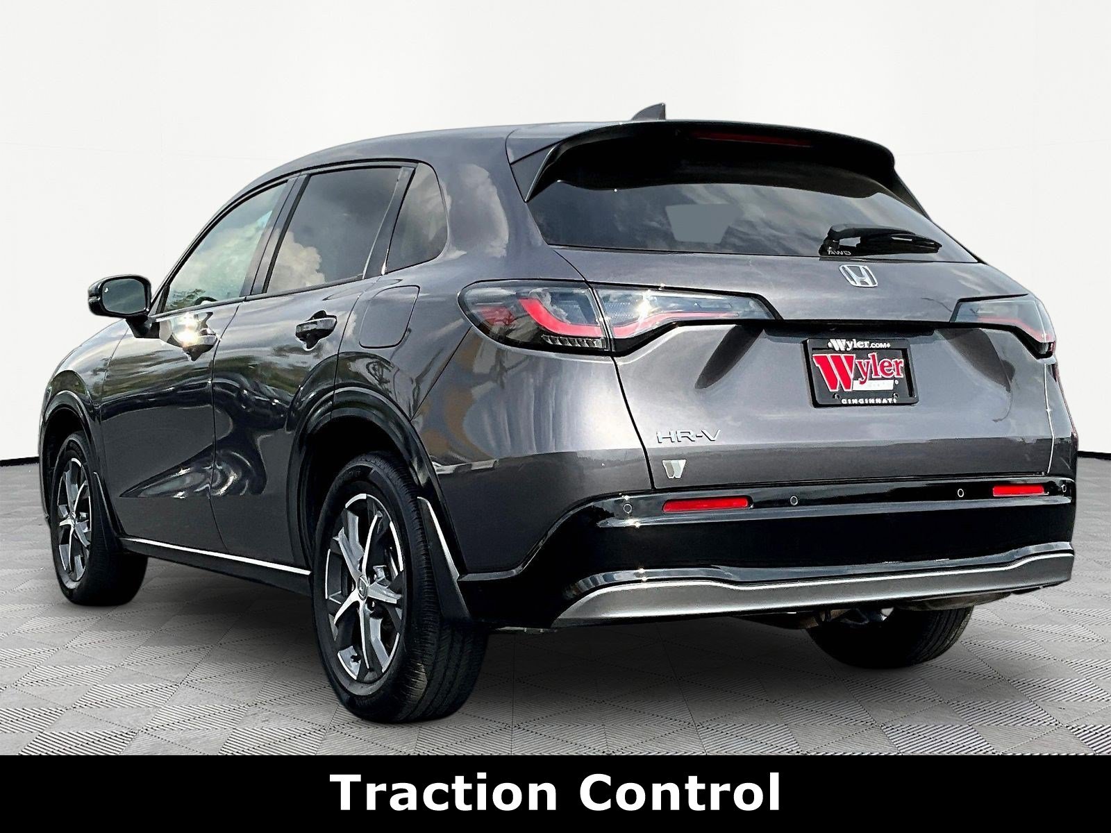 Used 2025 Honda HR-V EX-L image 4
