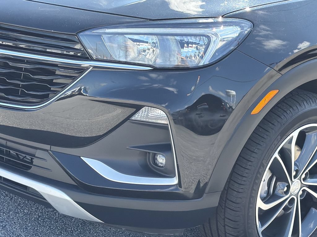 Used 2023 Buick Encore GX Select FWD image 29