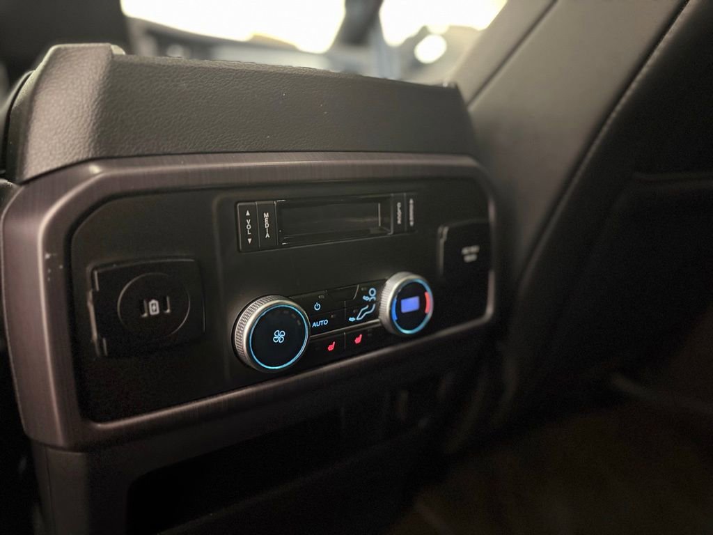Used 2024 Ford Expedition Max Platinum image 21