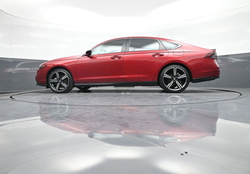Certified 2024 Honda Accord Sport image 32
