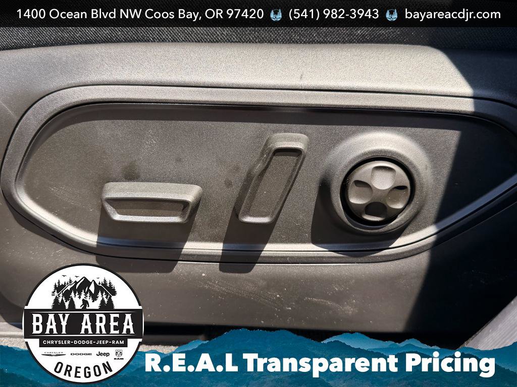 New 2026 Jeep Grand Cherokee L Limited AWD/4WD image 14