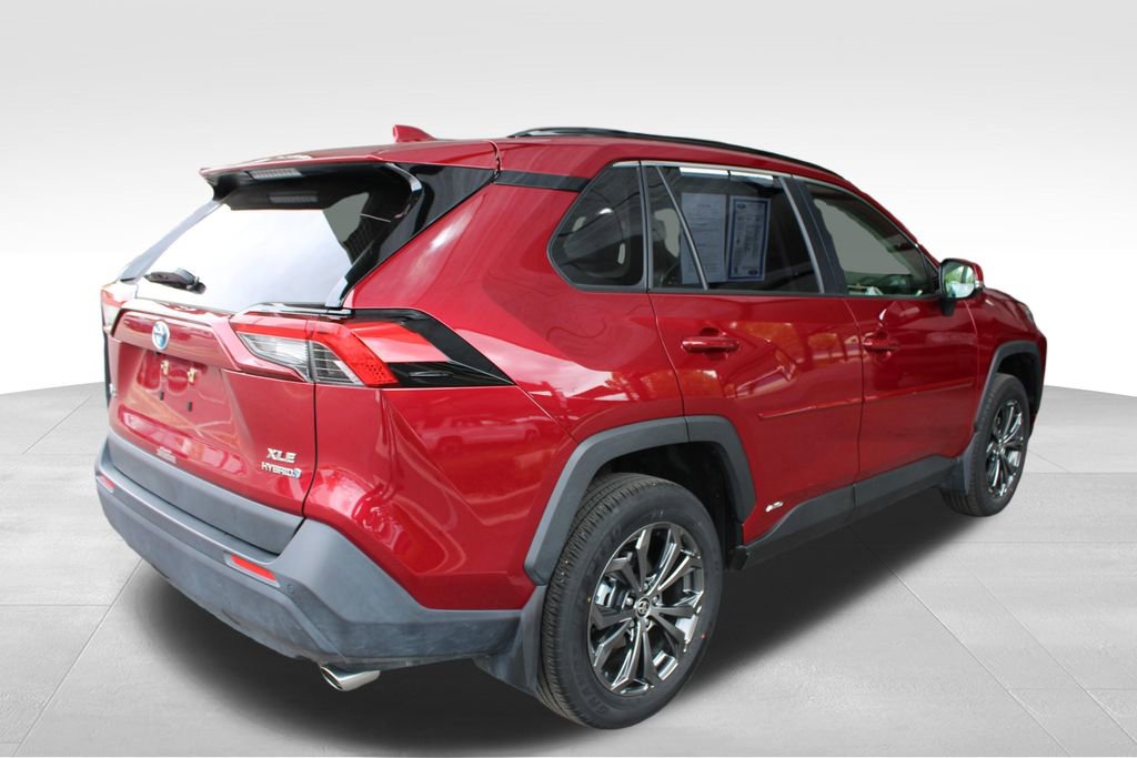 Used 2023 Toyota RAV4 XLE Premium AWD/4WD image 19
