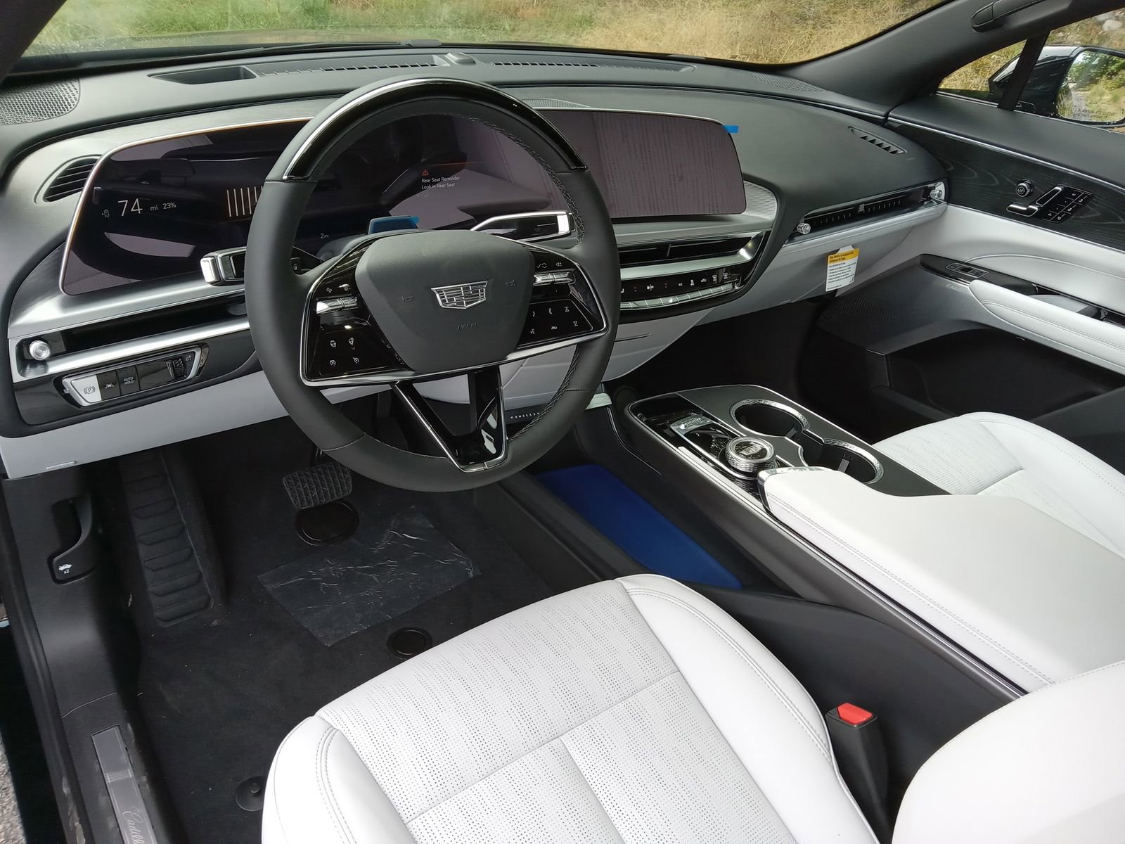 New 2026 Cadillac Lyriq Sport image 12