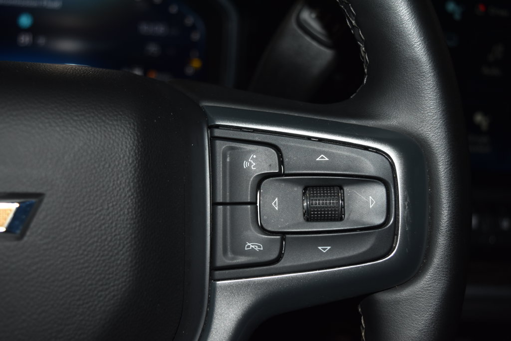 Used 2025 Chevrolet Silverado 2500 LT w/ Safety Package AWD/4WD image 9