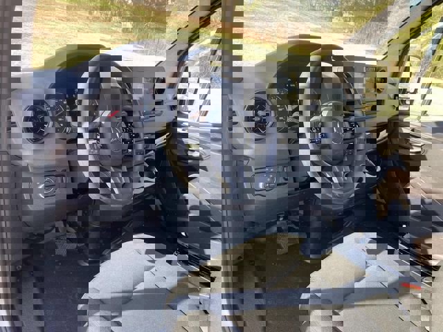 Used 2024 Mercedes-Benz Sprinter 2500 image 23