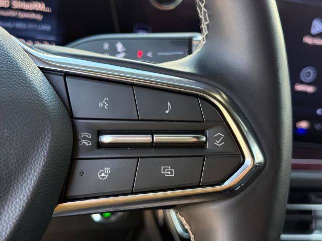 Used 2025 Chevrolet Traverse Z71 AWD/4WD image 15