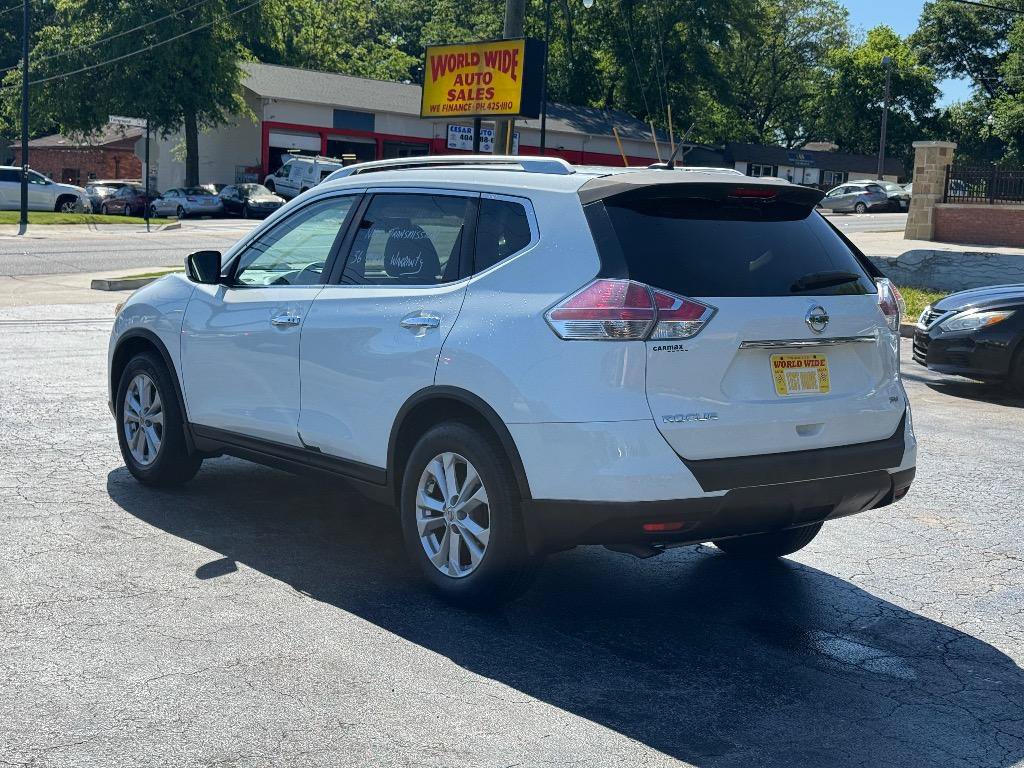 Used 2016 Nissan Rogue SV FWD image 4