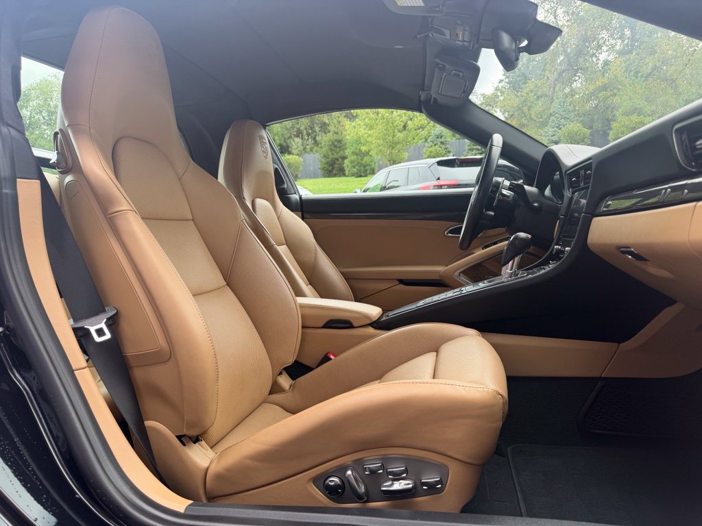 Certified 2018 Porsche 911 Targa 4 GTS AWD/4WD image 22