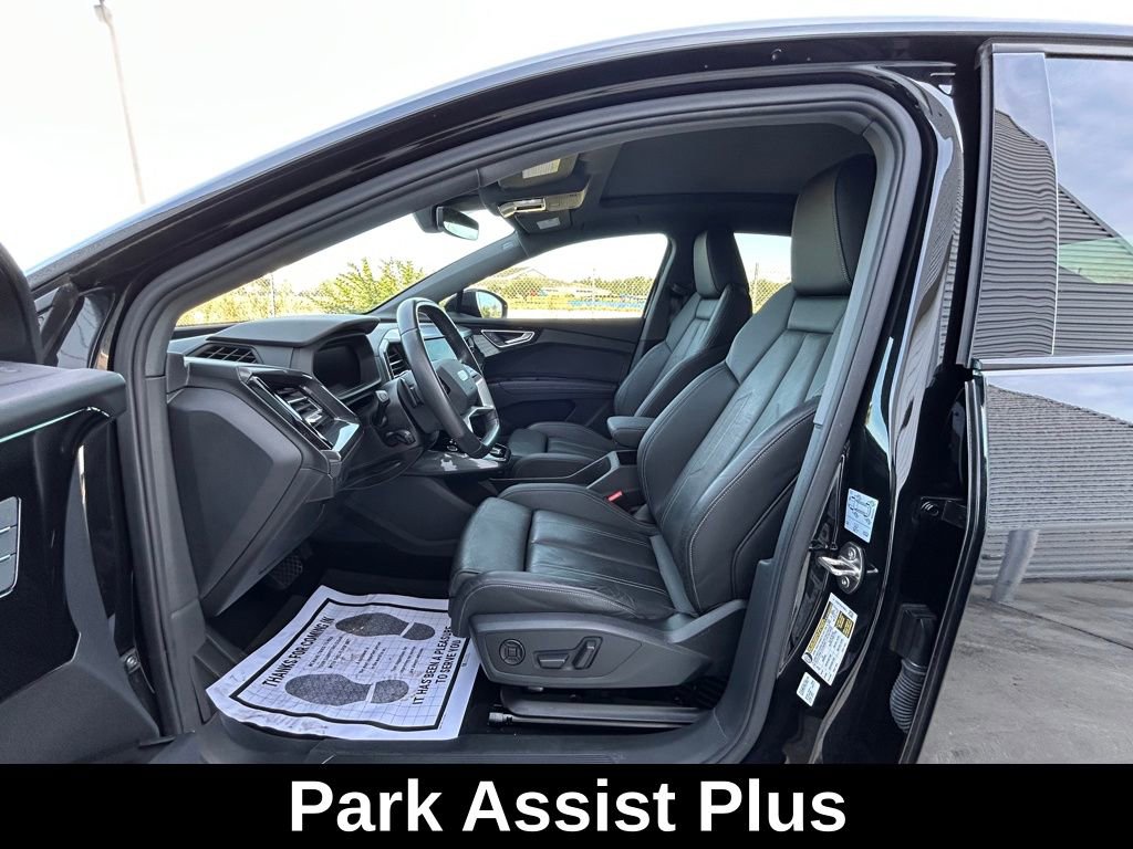 Used 2023 Audi Q4 e-tron Premium Plus w/ Premium Plus image 16