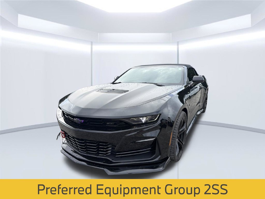Used 2023 Chevrolet Camaro SS RWD image 2
