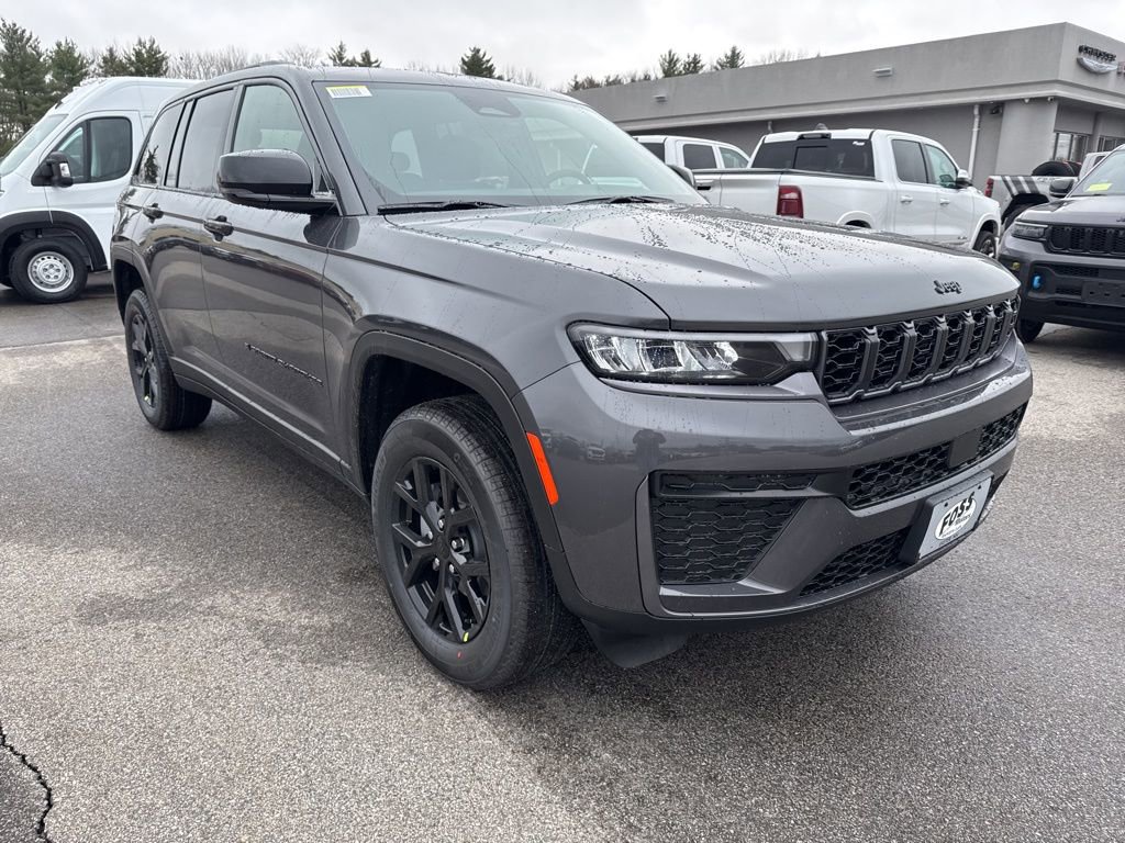 New 2026 Jeep Grand Cherokee Altitude image 7