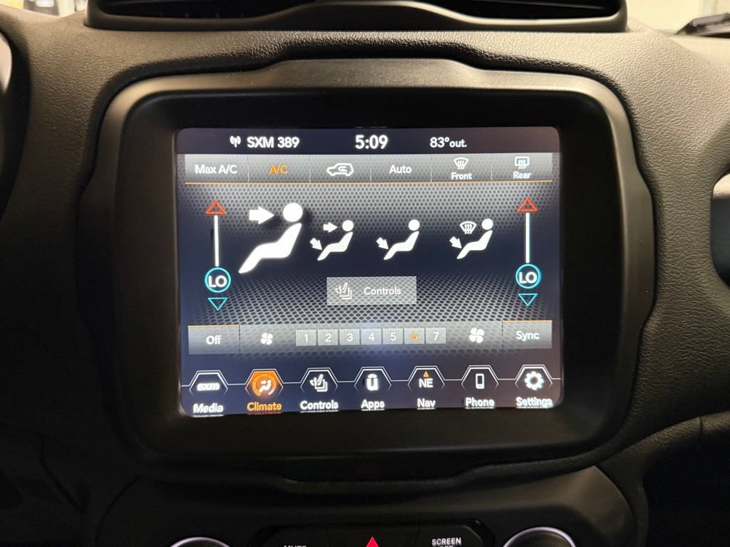 Certified 2022 Jeep Renegade Limited AWD/4WD image 11