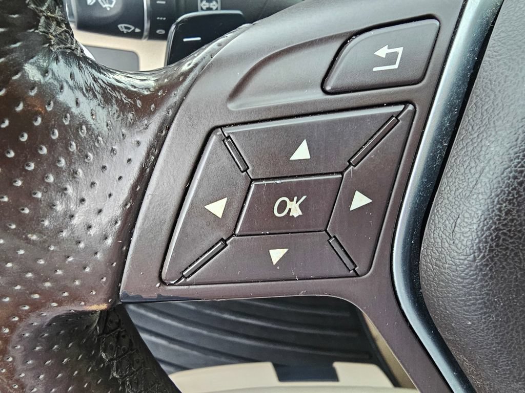 Used 2016 Mercedes-Benz E 350 Sedan image 20